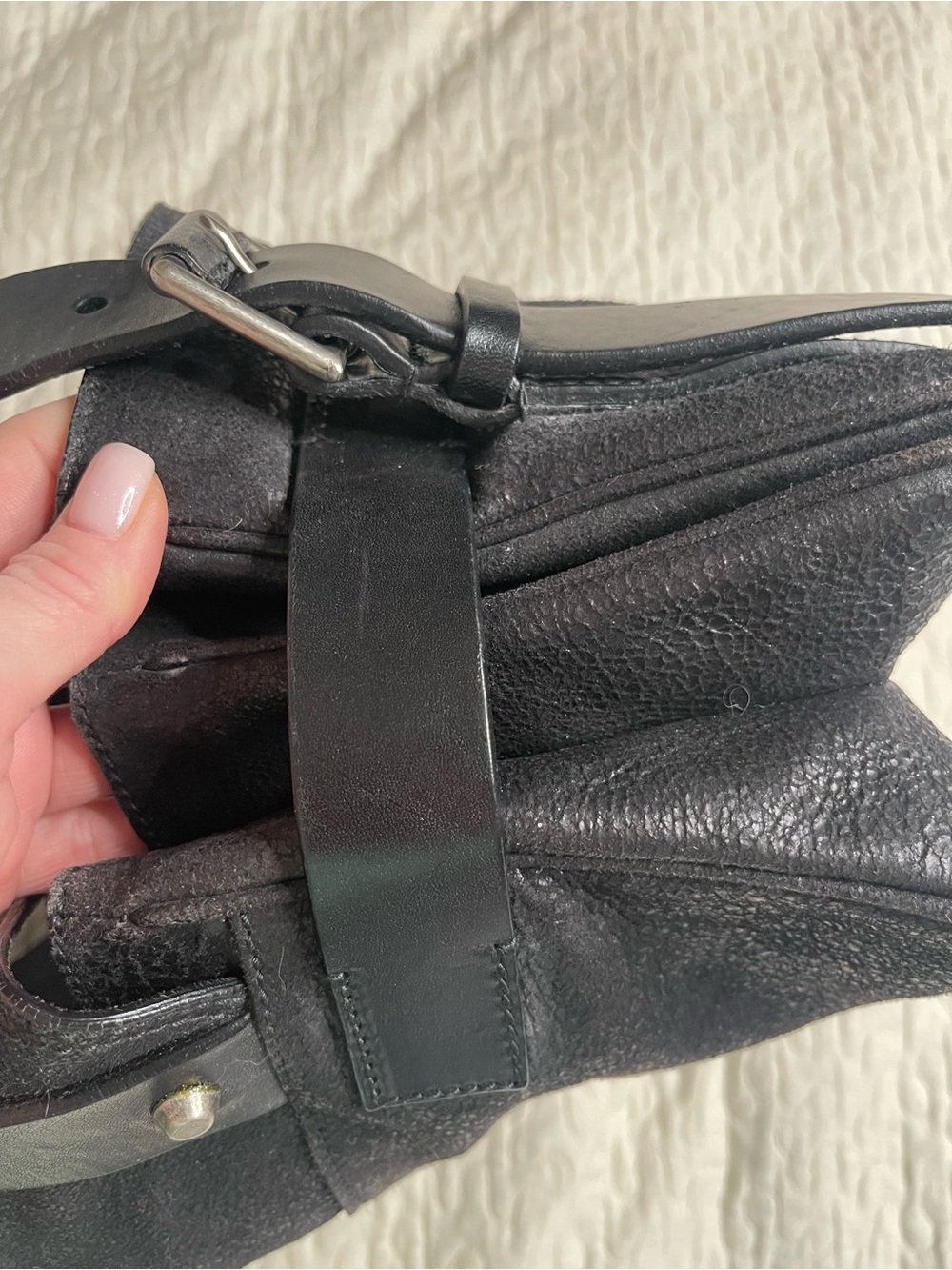 Balenciaga Black Distressed Leather Shoulder Bag Adjustable Strap Italy Rare - Picture 14 of 16